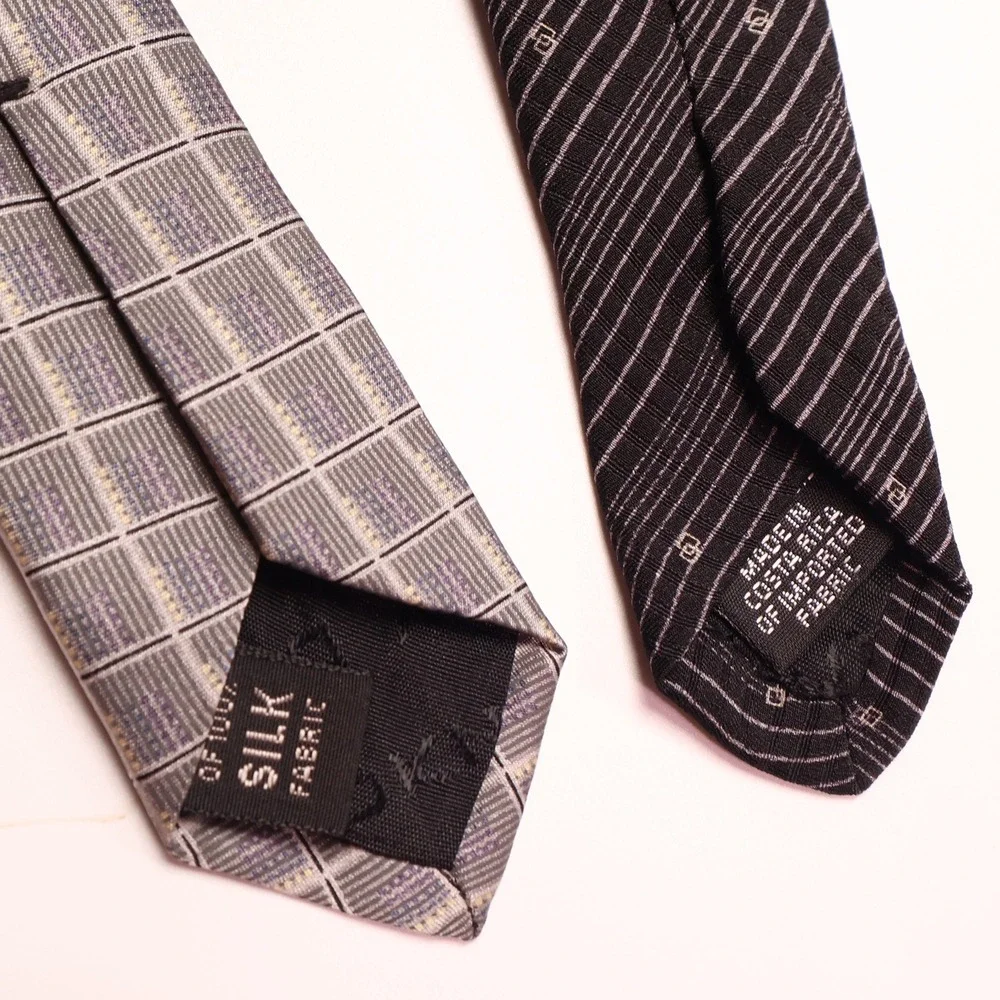DKNY Silk Neckties Lot of 2, Striped & Grid Pattern, Grau Black Mens Fashion Tie